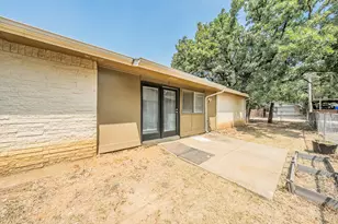 1201 Kingston Dr, Lewisville, TX 75067 - Photo 30