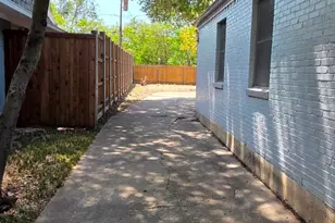7303 Bucknell Dr, Dallas, TX 75214 - Photo 2