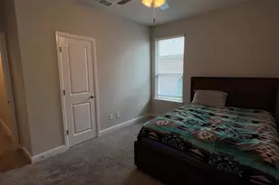 521 Roundstone Rd, Fort Worth, TX 76052 - Photo 12