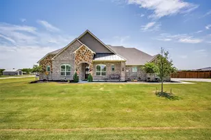 7018 New Castle Ln, Sanger, TX 76266 - Photo 1