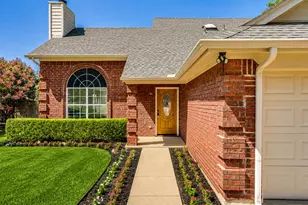 4608 Bayonne Ct, Arlington, TX 76016 - Photo 2