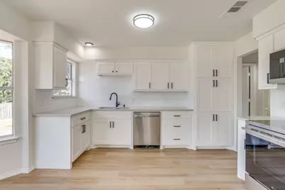 4608 Bayonne Court, Arlington, TX 76016 - Photo 12
