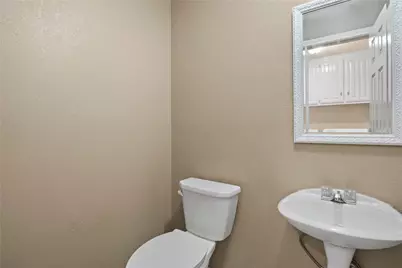 3715 Dahlia Drive, Grand Prairie, TX 75052 - Photo 10
