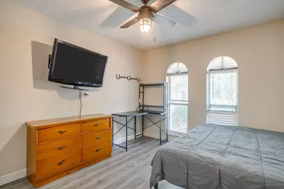 731 NW Wood Street, Burleson, TX 76028 - Photo 20