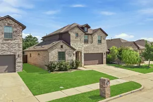1321 Raleigh Path Rd, Denton, TX 76208 - Photo 4