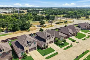 1321 Raleigh Path Rd, Denton, TX 76208 - Photo 6
