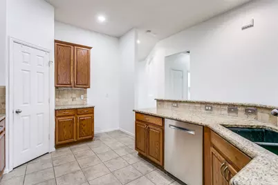 7800 Harvest Hill Road, North Richland Hills, TX 76182 - Photo 8