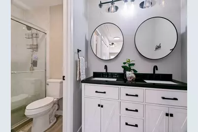 569 Hunters Glen Street, Lewisville, TX 75067 - Photo 8