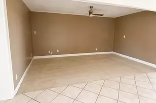 216 Woodgrove St, Mesquite, TX 75181 - Photo 4