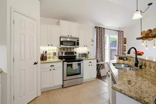 1400 Rancho Dominguez Rd, Corinth, TX 76210 - Photo 10