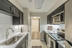4450 Wind River Ln, Garland, TX 75042 - Photo 8