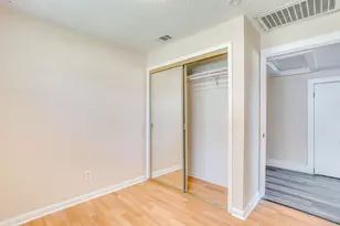 502 N Delaware St, Irving, TX 75061 - Photo 20