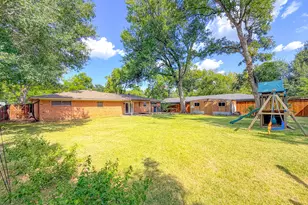 2002 Mimosa Dr, Corsicana, TX 75110 - Photo 14