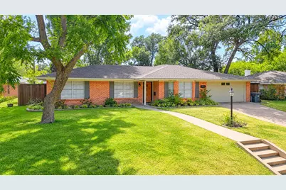 2002 Mimosa Drive, Corsicana, TX 75110 - Photo 1