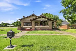 701 Pecan St, Honey Grove, TX 75446 - Photo 2