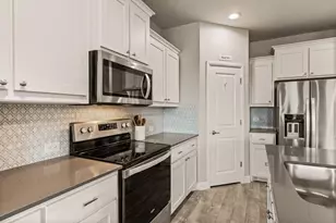 1540 Seabiscuit Dr, Granbury, TX 76049 - Photo 16