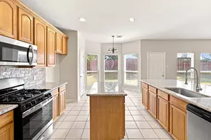 8009 Riverwalk Trail, McKinney, TX 75070 - Photo 4