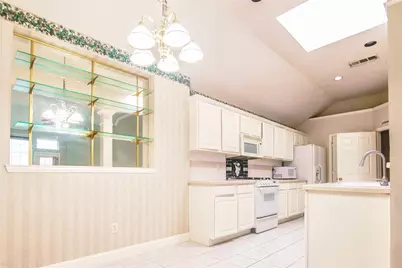 8017 Springmoss Drive, Plano, TX 75025 - Photo 4