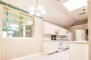 8017 Springmoss Dr, Plano, TX 75025 - Photo 4