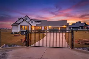 128 Chambers Creek Trail, Alvarado, TX 76009 - Photo 2