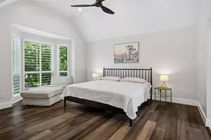 408 Silverton Dr, Irving, TX 75063 - Photo 20