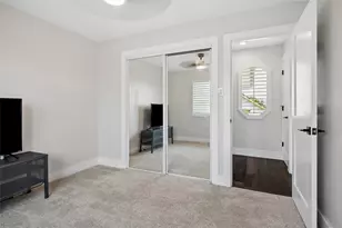 408 Silverton Dr, Irving, TX 75063 - Photo 34