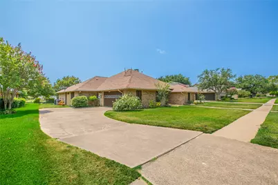 3412 Gatwick Place, Farmers Branch, TX 75234 - Photo 14
