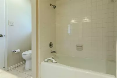 3412 Gatwick Place, Farmers Branch, TX 75234 - Photo 4