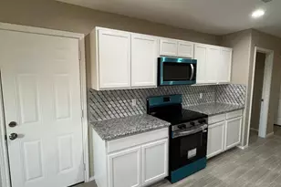 2210 Marvin Dr, Lancaster, TX 75134 - Photo 4