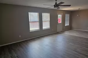 2210 Marvin Dr, Lancaster, TX 75134 - Photo 10