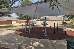 2210 Marvin Dr, Lancaster, TX 75134 - Photo 32