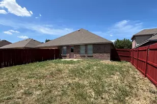 2210 Marvin Dr, Lancaster, TX 75134 - Photo 36