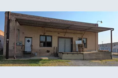 101 N Center Street, Bonham, TX 75418 - Photo 2