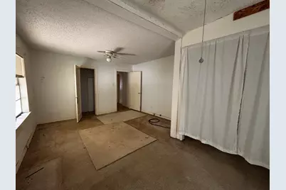 213 S Hampshire Street, Saginaw, TX 76179 - Photo 6
