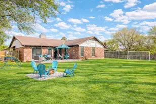 2413 Meadow Ct, Bedford, TX 76021 - Photo 32