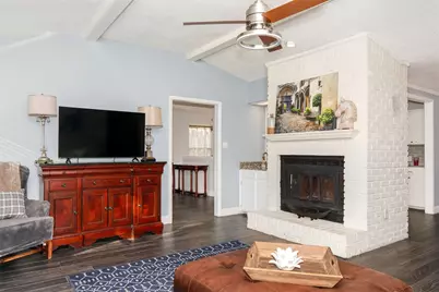 2413 Meadow Court, Bedford, TX 76021 - Photo 10