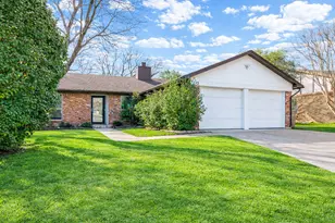2413 Meadow Ct, Bedford, TX 76021 - Photo 2