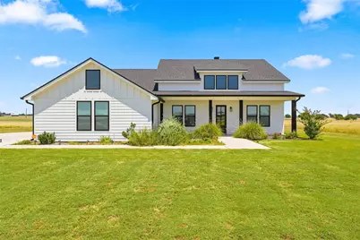 803 Willow Moon Ranch Road, Crawford, TX 76638 - Photo 1