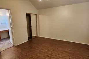 2204 Turf Club Dr, Arlington, TX 76017 - Photo 12