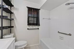 2146 Robin Rd, Lewisville, TX 75077 - Photo 22