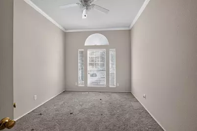900 Mistflower Avenue, Burleson, TX 76028 - Photo 10
