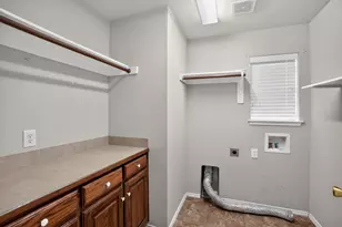 900 Mistflower Ave, Burleson, TX 76028 - Photo 28