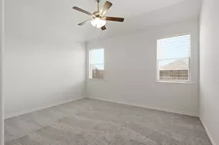 3250 Hunters Gln Dr, Aubrey, TX 76227 - Photo 16