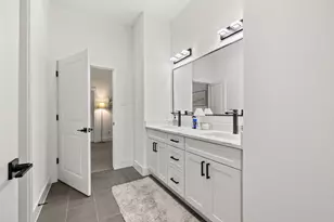 2502 Elsie Faye Heggins St, Dallas, TX 75215 - Photo 18