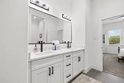 2502 Elsie Faye Heggins Street, Dallas, TX 75215 - Photo 20
