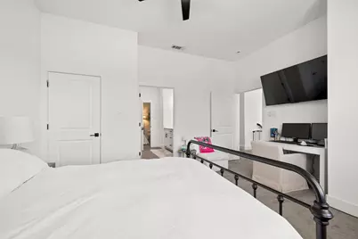 2502 Elsie Faye Heggins Street, Dallas, TX 75215 - Photo 16