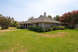 3206 Rotan Ln, Dallas, TX 75229 - Photo 2