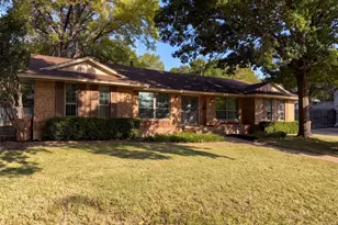 821 Glen Oaks Blvd, Dallas, TX 75232 - Photo 1