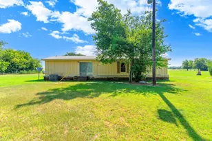 409 S Main, Covington, TX 76636 - Photo 26