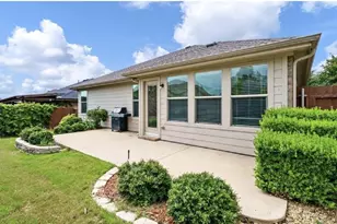 227 Creekwood Dr, Princeton, TX 75407 - Photo 2